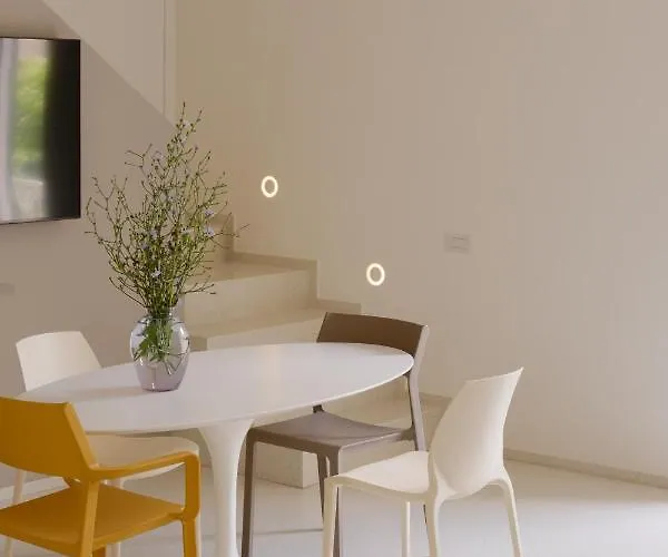 Colle Igino In Citta アパート